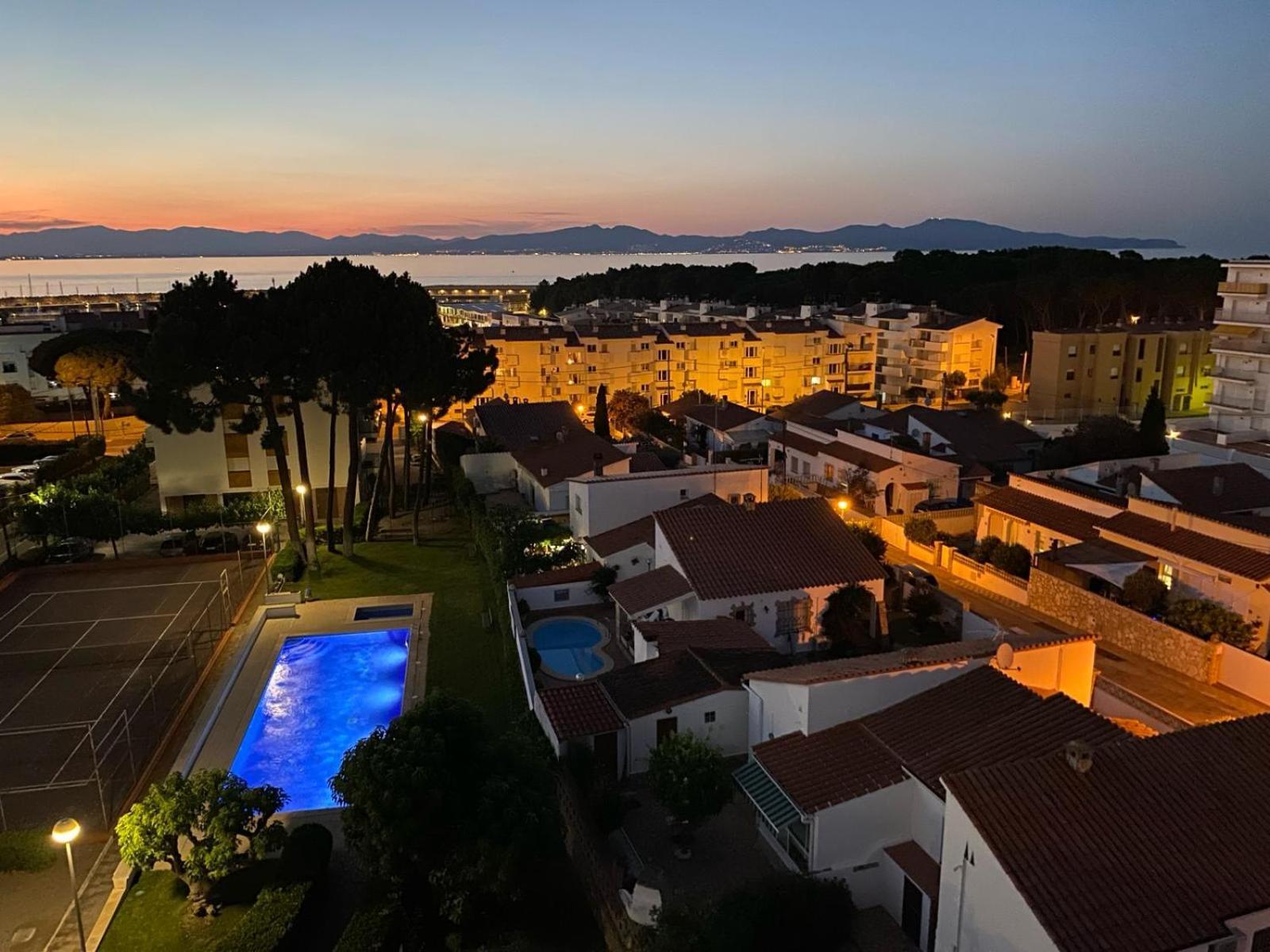 Appartamento Orsa-Atico Con Vista Al Mar Y Piscina L' Escala Esterno foto